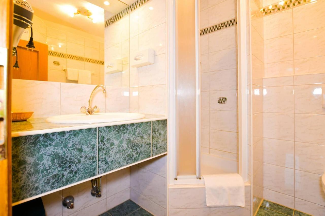 Hotel Jerolitsch Krumpendorf Eksteriør billede
